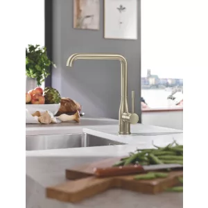 Смеситель для кухни GROHE Essence New, никель матовый (30269EN0) Смеситель для кухни GROHE Essence New, никель матовый (30269EN0)