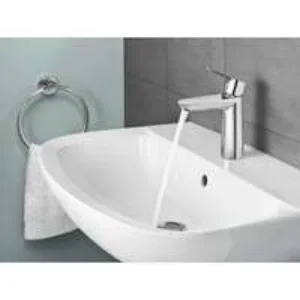 Смеситель для раковины GROHE BauEdge, M-size, хром (23758000) Смеситель для раковины GROHE BauEdge, M-size, хром (23758000)