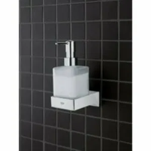 Дозатор жидкого мыла GROHE Selection Cube, хром (40805000) Дозатор жидкого мыла GROHE Selection Cube, хром (40805000)