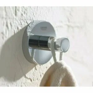 Набор аксессуаров GROHE Essentials New 4 в 1, хром (40846001) Набор аксессуаров GROHE Essentials New 4 в 1, хром (40846001)