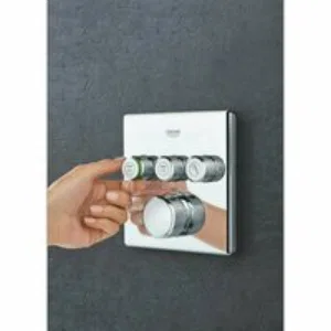 Душевая система GROHE Grohtherm SmartControl с термостатом для душа, хром (34706000) Душевая система GROHE Grohtherm SmartControl с термостатом для душа, хром (34706000)
