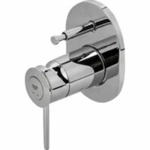 Смеситель для ванны GROHE BauClassic в комплекте с монтажной частью, хром (29047000) Смеситель для ванны GROHE BauClassic в комплекте с монтажной частью, хром (29047000)