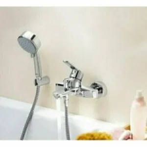 Смеситель для ванны GROHE Eurostyle Cosmopolitan с душевым гарнитуром, хром (3359220A) Смеситель для ванны GROHE Eurostyle Cosmopolitan с душевым гарнитуром, хром (3359220A)