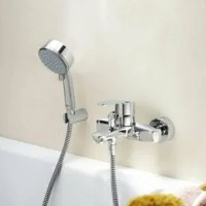 Смеситель для ванны GROHE Eurostyle Cosmopolitan с душевым гарнитуром, хром (3359220A) Смеситель для ванны GROHE Eurostyle Cosmopolitan с душевым гарнитуром, хром (3359220A)