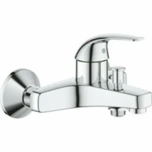 Смеситель для ванны GROHE BauCurve, хром (23599000) Смеситель для ванны GROHE BauCurve, хром (23599000)