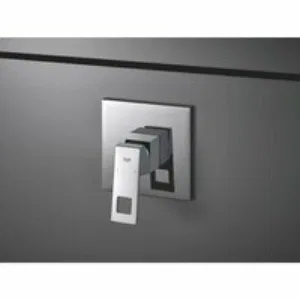 Внешняя часть смесителя для душа GROHE Eurocube, хром (24061000) Внешняя часть смесителя для душа GROHE Eurocube, хром (24061000)