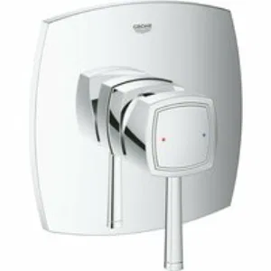 Внешняя часть смесителя для душа GROHE Grandera, хром (24067000) Внешняя часть смесителя для душа GROHE Grandera, хром (24067000)