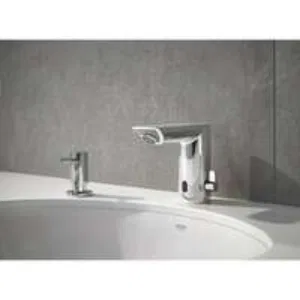 Смеситель для раковины GROHE BauCosmopolitan E инфракрасный, хром (36451000) Смеситель для раковины GROHE BauCosmopolitan E инфракрасный, хром (36451000)