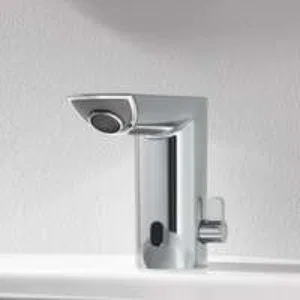 Смеситель для раковины GROHE BauCosmopolitan E инфракрасный, хром (36453000) Смеситель для раковины GROHE BauCosmopolitan E инфракрасный, хром (36453000)