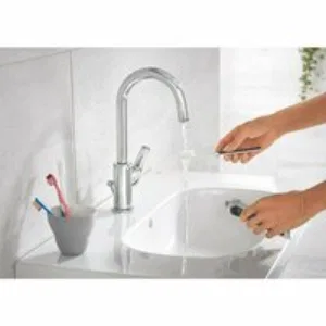 Раковина GROHE Euro Ceramic, накладная на столешницу 80 см,альпин-белый (3958400H) Раковина GROHE Euro Ceramic, накладная на столешницу 80 см,альпин-белый (3958400H)
