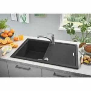 Мойка GROHE K400, 780 x 500 мм, черный гранит (31639AP0) Мойка GROHE K400, 780 x 500 мм, черный гранит (31639AP0)