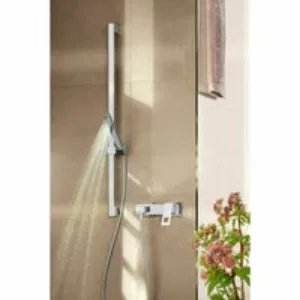 Душевой гарнитур GROHE Euphoria Cube Stick, 1 режим струи, душевая штанга 900 мм, 15 л/мин, хром (27700000) Душевой гарнитур GROHE Euphoria Cube Stick, 1 режим струи, душевая штанга 900 мм, 15 л/мин, хром (27700000)