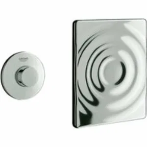 Панель смыва для унитаза GROHE Surf с 1 режимом смыва, с дистанционным управлением, хром (37059000) Панель смыва для унитаза GROHE Surf с 1 режимом смыва, с дистанционным управлением, хром (37059000)
