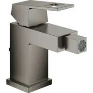 Смеситель для биде GROHE Eurocube с донным клапаном, темный графит матовый (23138AL0) Смеситель для биде GROHE Eurocube с донным клапаном, темный графит матовый (23138AL0)