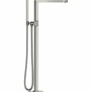 Внешняя часть смесителя для ванны GROHE Plus напольного монтажа, суперсталь (23846DC3) Внешняя часть смесителя для ванны GROHE Plus напольного монтажа, суперсталь (23846DC3)
