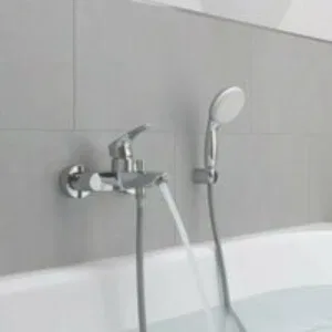 Смеситель для ванны GROHE Eurosmart, хром (33300003) Смеситель для ванны GROHE Eurosmart, хром (33300003)