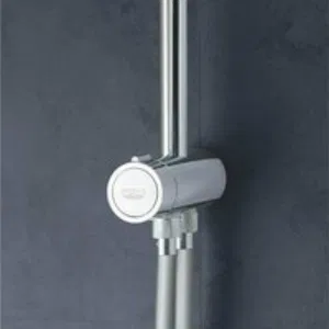 Душевая система GROHE Vitalio Start System 210 с переключателем потоков, хром (26382001) Душевая система GROHE Vitalio Start System 210 с переключателем потоков, хром (26382001)
