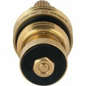 Кран-букса с резиновым уплотнением GROHE 1/2″ (07146000) Кран-букса с резиновым уплотнением GROHE 1/2″ (07146000)