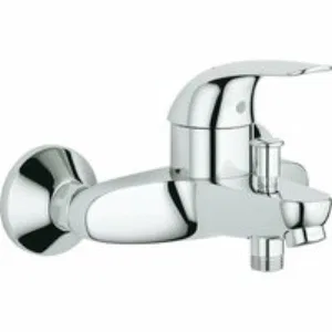Душевая система GROHE New Tempesta 200 со смесителем для ванны, хром (NB0046) Душевая система GROHE New Tempesta 200 со смесителем для ванны, хром (NB0046)