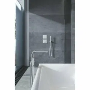 Внешняя часть смесителя для ванны GROHE Allure напольного монтажа, хром (25222001) Внешняя часть смесителя для ванны GROHE Allure напольного монтажа, хром (25222001)
