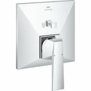 Внешняя часть смесителя для ванны GROHE Allure Brilliant скрытого монтажа на 2 потребителя, квадратная, хром (24279000) Внешняя часть смесителя для ванны GROHE Allure Brilliant скрытого монтажа на 2 потребителя, квадратная, хром (24279000)