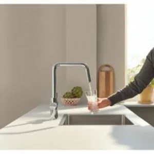 Смеситель для кухонной мойки GROHE Blue Pure Eurosmart с функцией фильтрации, с фильтром в комплекте, хром (30584000) Смеситель для кухонной мойки GROHE Blue Pure Eurosmart с функцией фильтрации, с фильтром в комплекте, хром (30584000)