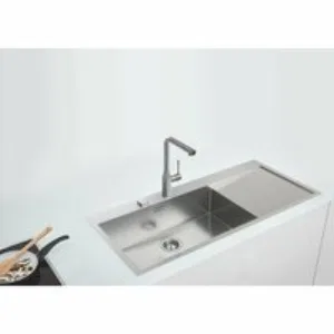 Смеситель для кухни GROHE Essence с вытяжным изливом 2jet, суперсталь (30504DC0) Смеситель для кухни GROHE Essence с вытяжным изливом 2jet, суперсталь (30504DC0)