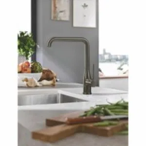 Смеситель для кухни GROHE Essence, темный графит матовый (30505AL0) Смеситель для кухни GROHE Essence, темный графит матовый (30505AL0)