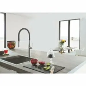 Смеситель для кухни GROHE Essence, хром (30503000) Смеситель для кухни GROHE Essence, хром (30503000)