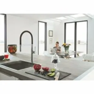 Смеситель для кухни GROHE Essence, хром (30503000) Смеситель для кухни GROHE Essence, хром (30503000)