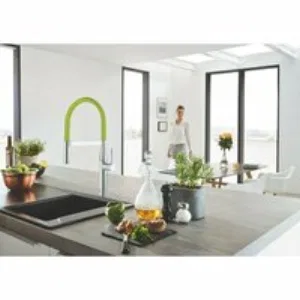 Смеситель для кухни GROHE Essence, хром (30503000) Смеситель для кухни GROHE Essence, хром (30503000)