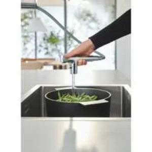 Смеситель для кухни GROHE Zedra SmartControl с вытяжным изливом 2jet, хром (31886000) Смеситель для кухни GROHE Zedra SmartControl с вытяжным изливом 2jet, хром (31886000)