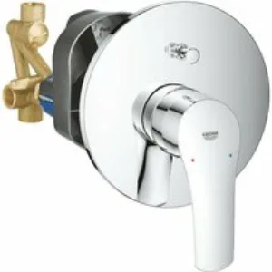 Душевая система GROHE Tempesta 250 со смесителем для душа, хром (NSB0164) Душевая система GROHE Tempesta 250 со смесителем для душа, хром (NSB0164)