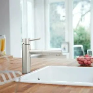 Смеситель для кухни GROHE Concetto с вытяжным душем, суперсталь (30273DC1) Смеситель для кухни GROHE Concetto с вытяжным душем, суперсталь (30273DC1)