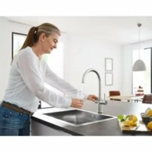Смеситель для кухонной мойки GROHE Blue Home с системой фильтрации, охлаждения и газирования воды, суперсталь (31455DC0) Смеситель для кухонной мойки GROHE Blue Home с системой фильтрации, охлаждения и газирования воды, суперсталь (31455DC0)